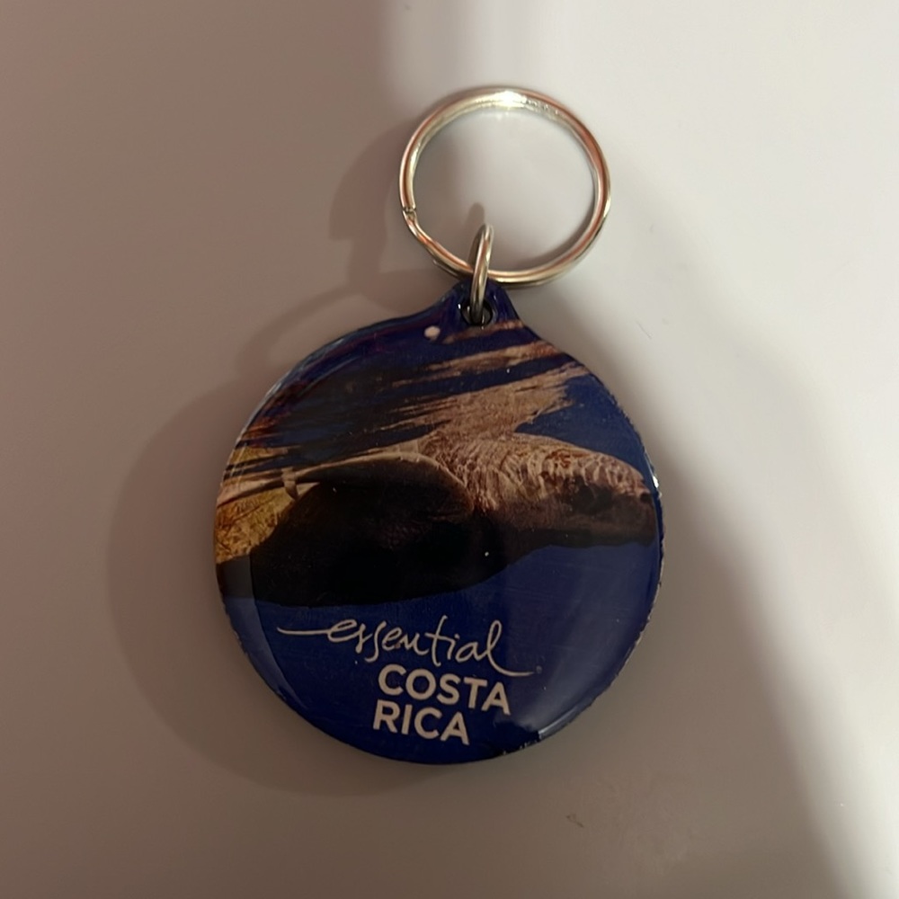 KEY RING , Costa Rica - Picture 2 of 3